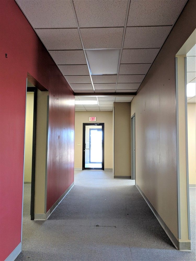 901 W Main St, El Paso, IL 61738